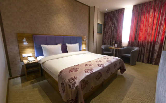 Sayyoh Hotel
