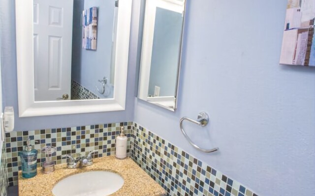 Bedknobs and Broomsticks - 3 Br Condo