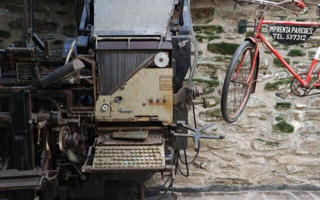 Hotel Virxe da Cerca by Pousadas de Compostela