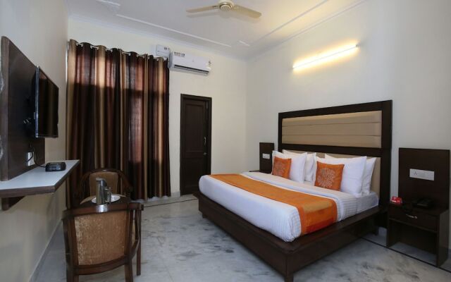 OYO 9922 Rishi & Kunal Guest House