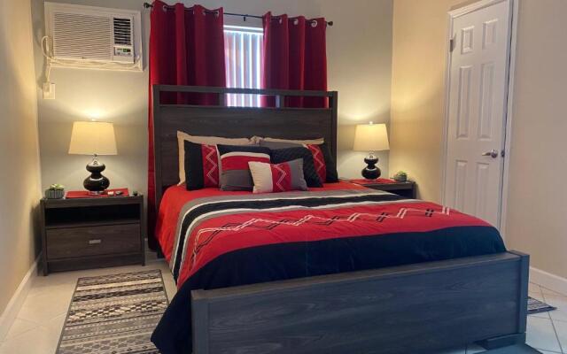 Hainsley Apartments at 1136