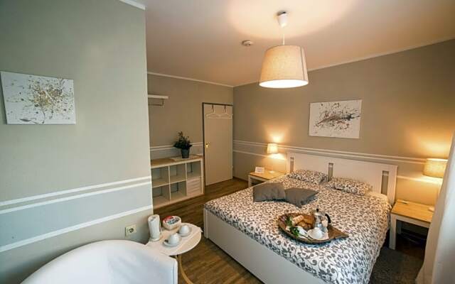 B&B Lakeview
