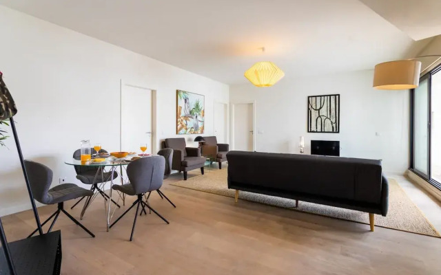Santa Catarina Superior Apartments by linc