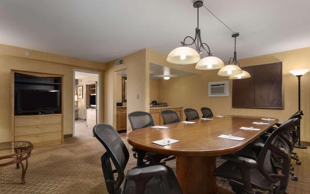 Motel 6 Phoenix, AZ – Sky Harbor