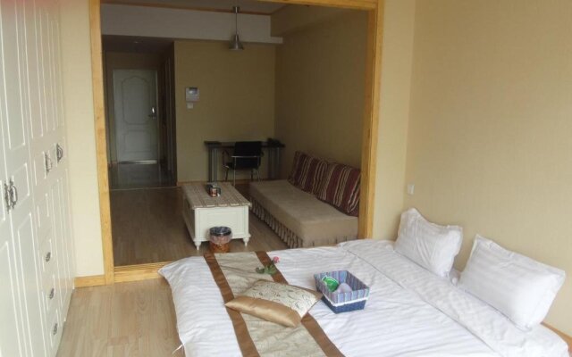 Dalian Mingrui Zuoan Classic Fashion Apartment