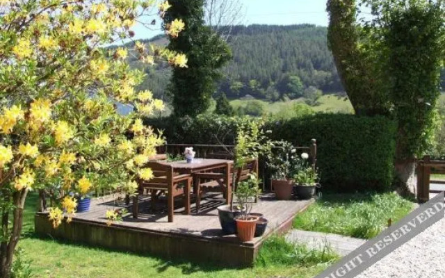 Ty Derw Country House