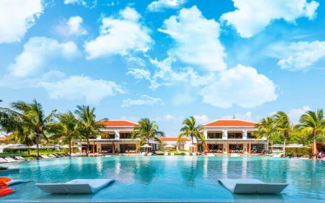 The Ocean Luxury Villas by Danatrip