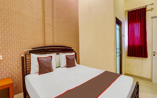 Collection O 91183 Hotel Bahagia Sampang