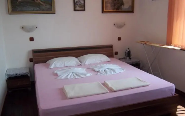 Apartments Bachvarovi