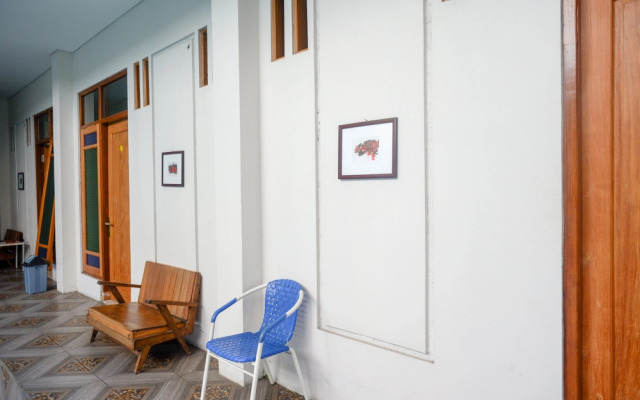 Urbanview Hotel Blok O International by RedDoorz