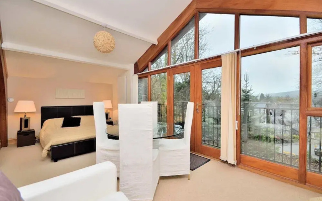 Betws Y Coed Holiday Home by Guestz