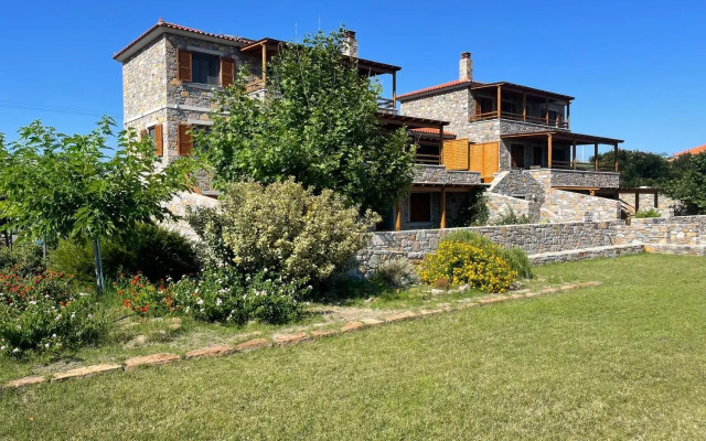 Evgatis Beach Luxury Apts