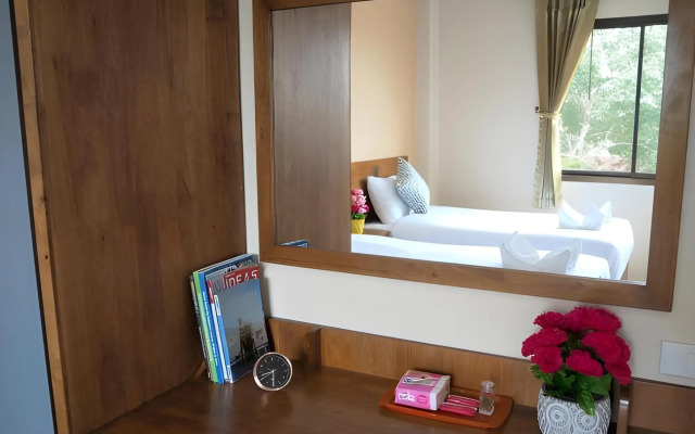 Regent Room