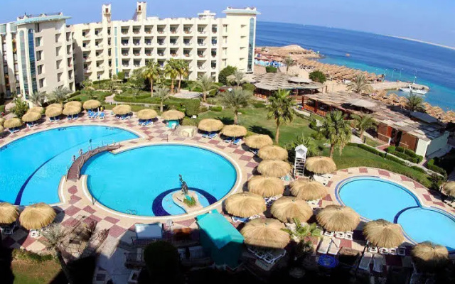 Moreno Horizon Spa & Resort