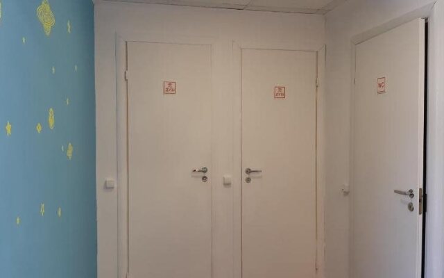 Yarvi Hostel