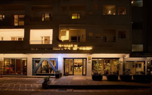 Papersun Hotel