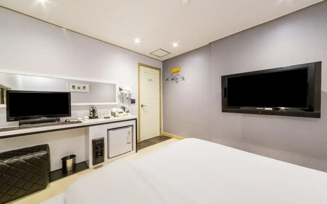 Suyu Hotel 365
