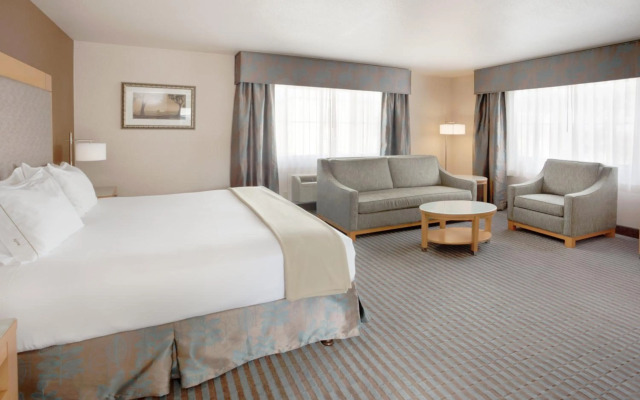 Holiday Inn Express Monterey-Cannery Row by IHG