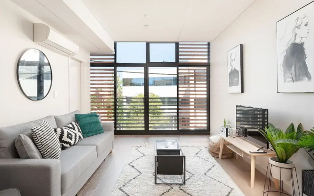 Stunning Designer Newtown Pad H394