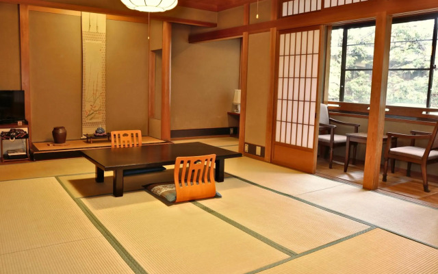 Tsutaya Ryokan