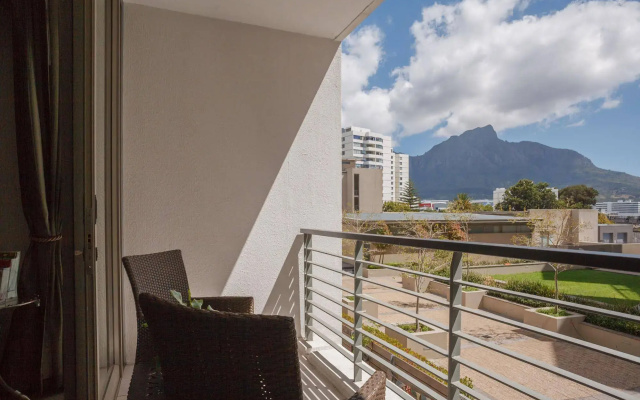 Cape Town City Accommodation – The Quadrant