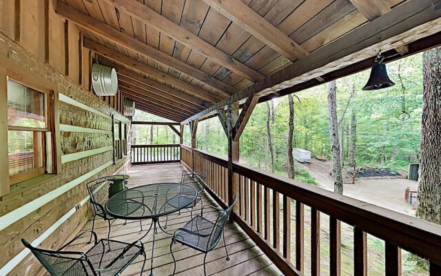 Lakpowpa 6 Bedroom Cabin