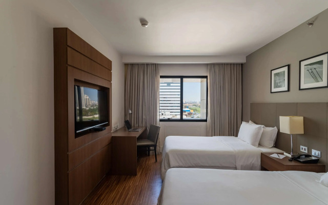 Golden Tulip Sao Jose Dos Campos