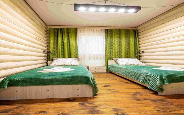 Усадьба в лесу БереНдей