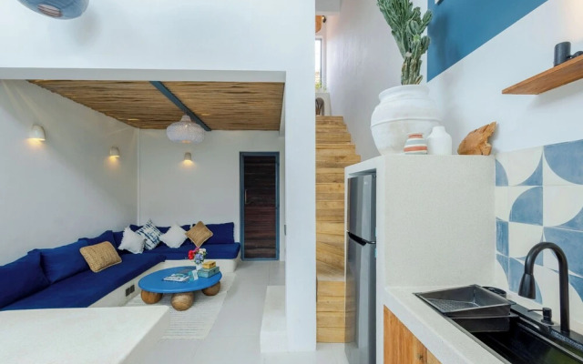 Studio Santorini - 1 BR Loft in Canggu