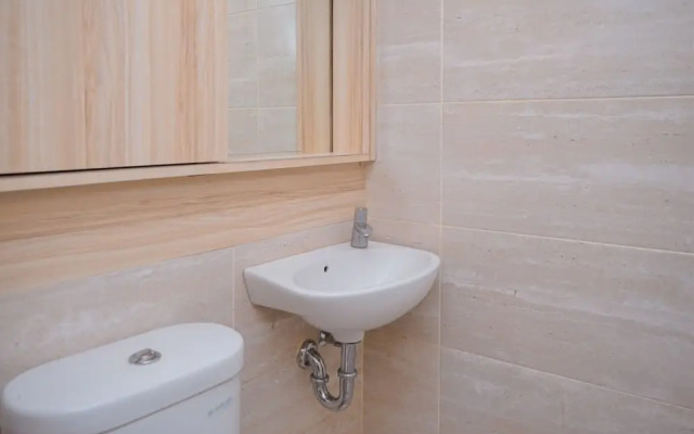 Minimalist Studio Room at Springwood Residence Tangerang Apartment