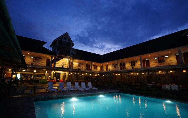Sabda Alam Hotel Resort