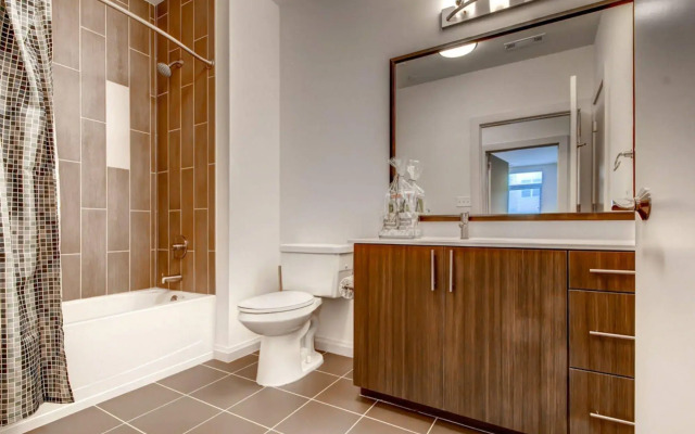 Global Luxury Suites at the Charles River