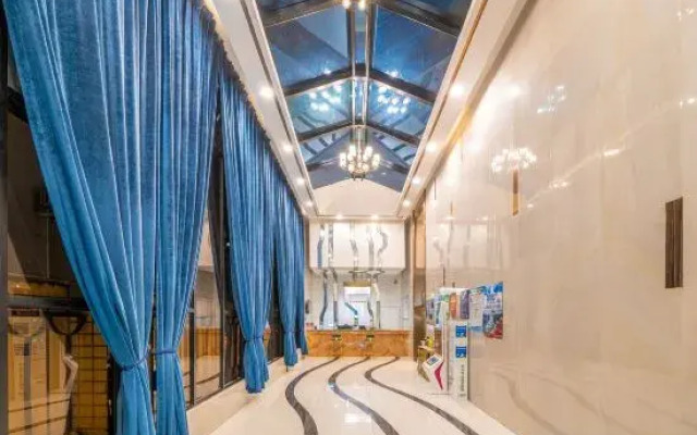 Anshu Hotel