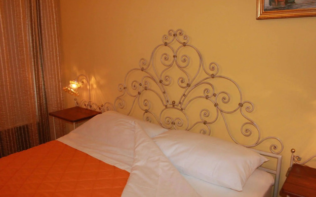 Kalinifta Residence