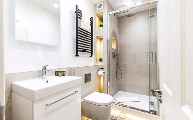 Chic Garden Flat in Leafy Ealing