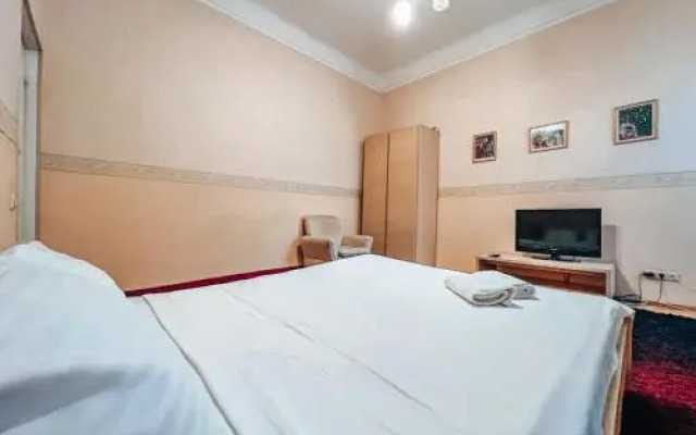 Apartment - Independence Square