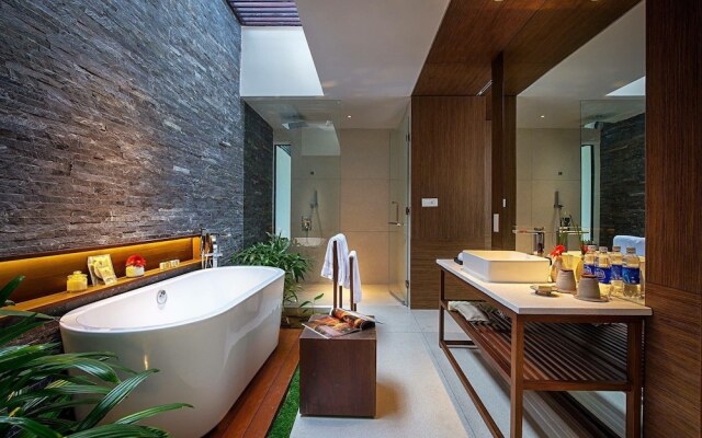 Luxury Pool Villa Resort