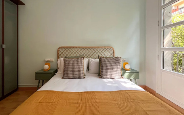 Stay U-nique Apartments Urgell