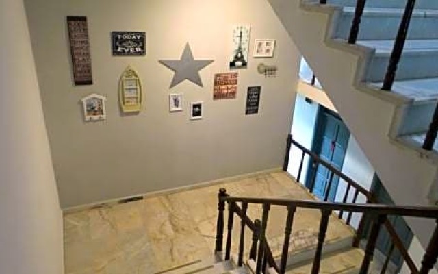 Ünlü Hotel