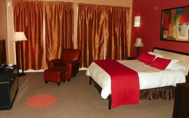 New Moon River Inn