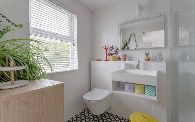 Family House in Peckham With Garden
