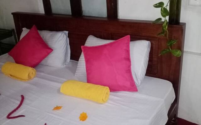 Surf Paradise Hotel