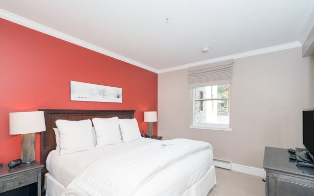 River Club 104 2 Bedroom Condo by Alpine Lodging Telluride