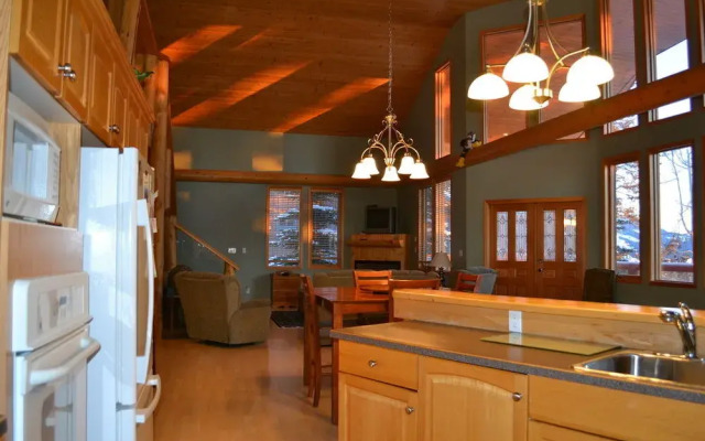 Chalet at Kimberley Alpine Resort