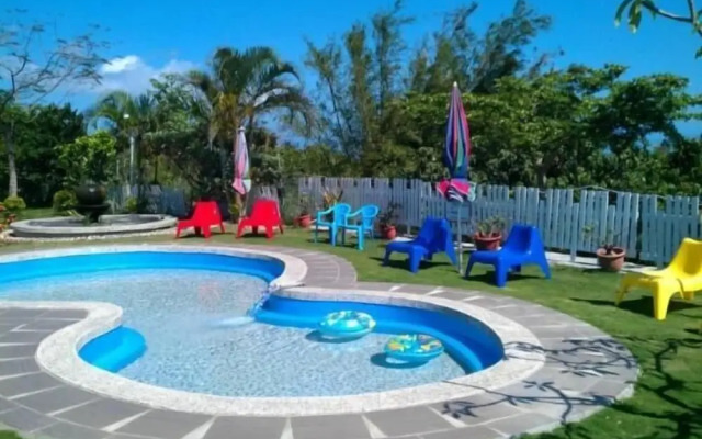 Bohemian Holiday Inn