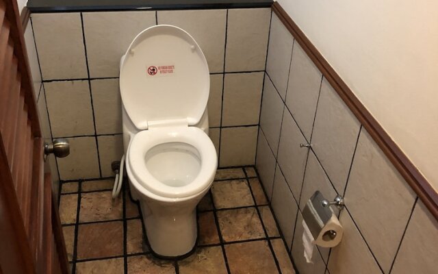 CMK and Private Water Chalet