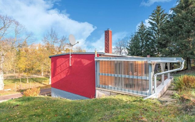 Spacious Apartment near Lake in Guntersberge