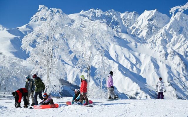 HAKUBA Funny hours