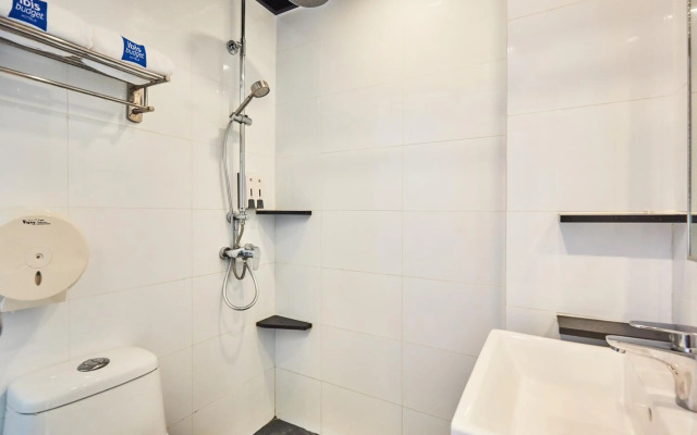 ibis budget Singapore Pearl (ex. Fragrance Hotel - Pearl)