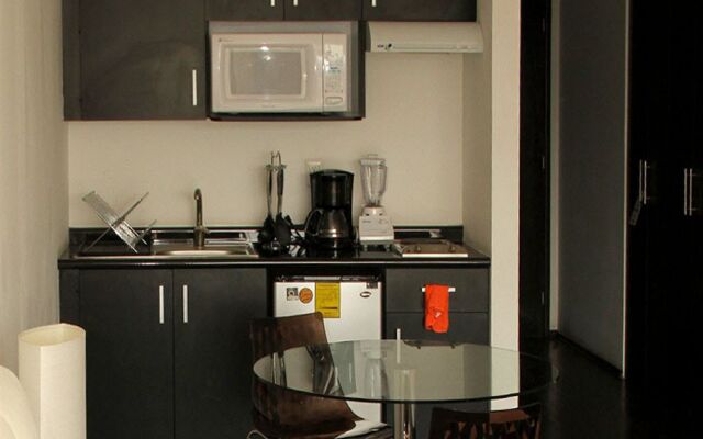 Elite 47 Hotel & Suites